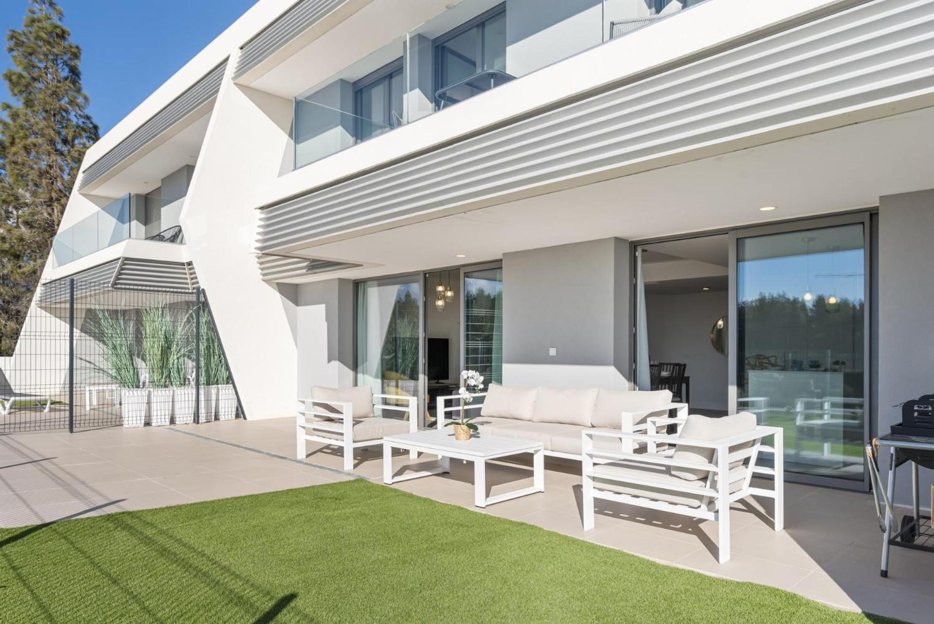 Vivi Homes - Elies House Pool, Gym, Spa & Sea View El Faro Luaran gambar