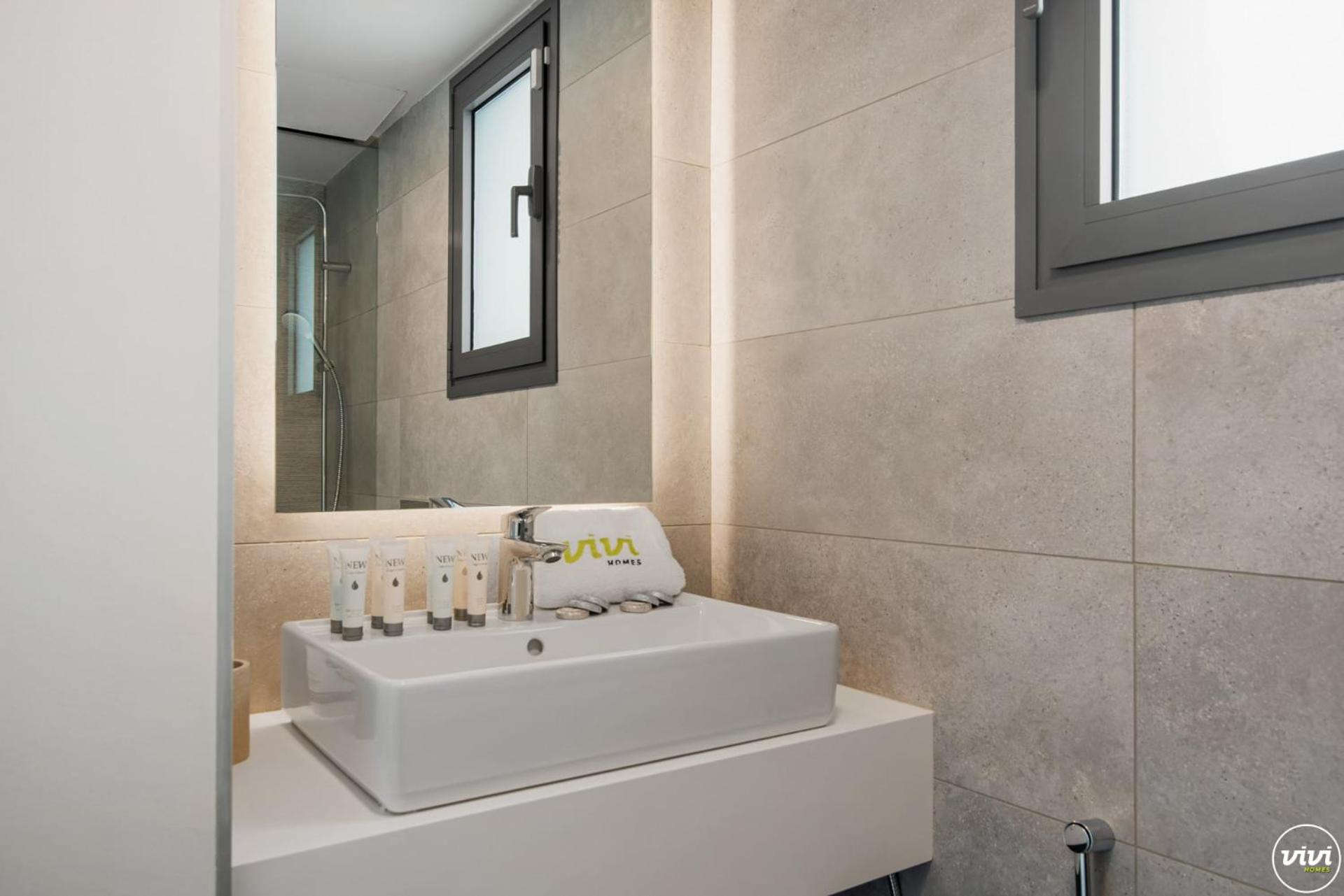 Vivi Homes - Elies House Pool, Gym, Spa & Sea View El Faro Luaran gambar